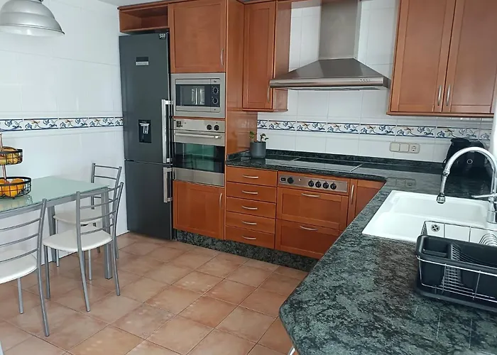 Acogedora Y Confortable Casa Familiar En L\'Olleria