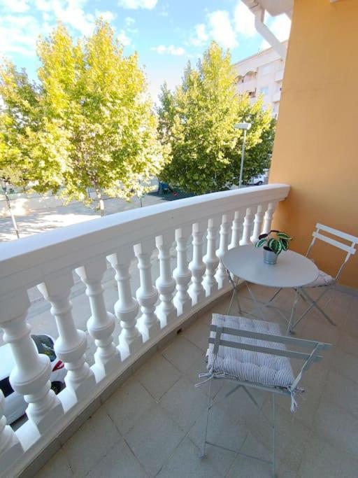 Acogedora Y Confortable Casa Familiar En * Ollería