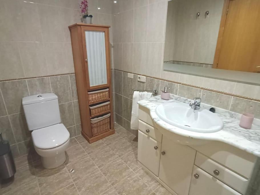 Acogedora Y Confortable Casa Familiar En Casa vacanze *
